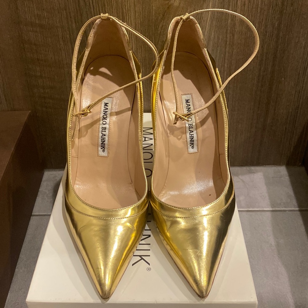 Gorgeous Manolo Blahniks